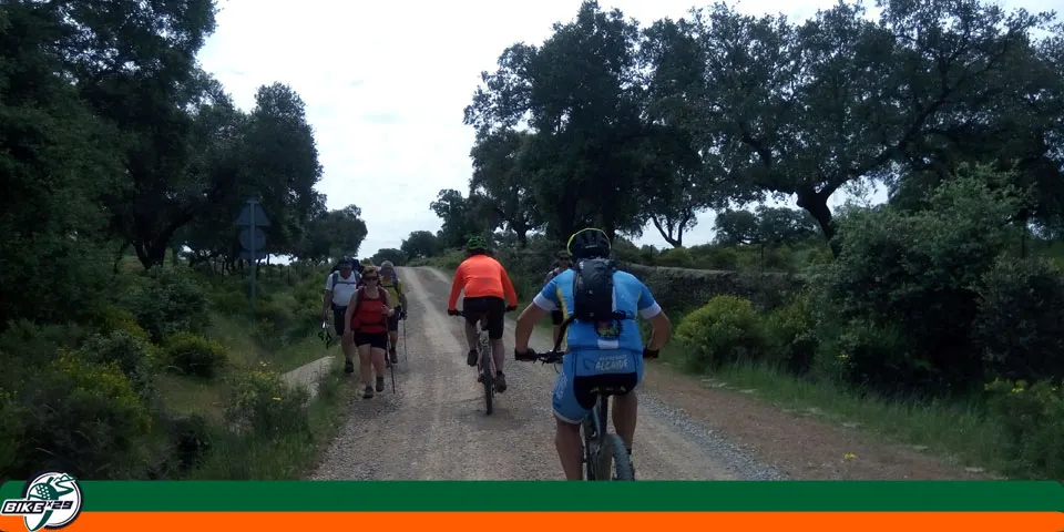 bikex29_ruta28_iniciacion_teuler_santaolalla_cala_cariil